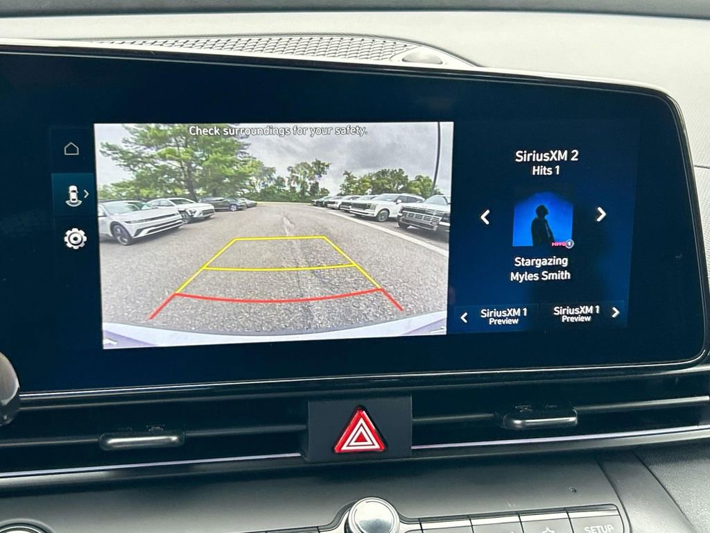 New 2025 Hyundai Elantra SEL FWD image 24