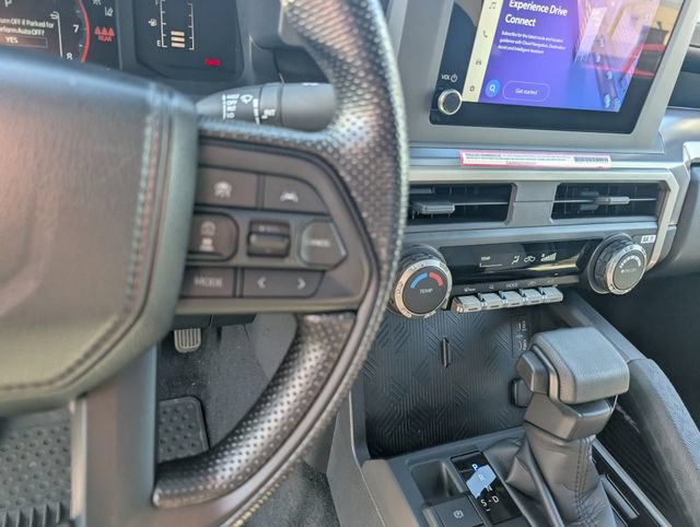 Used 2024 Toyota Tacoma SR5 AWD/4WD image 17