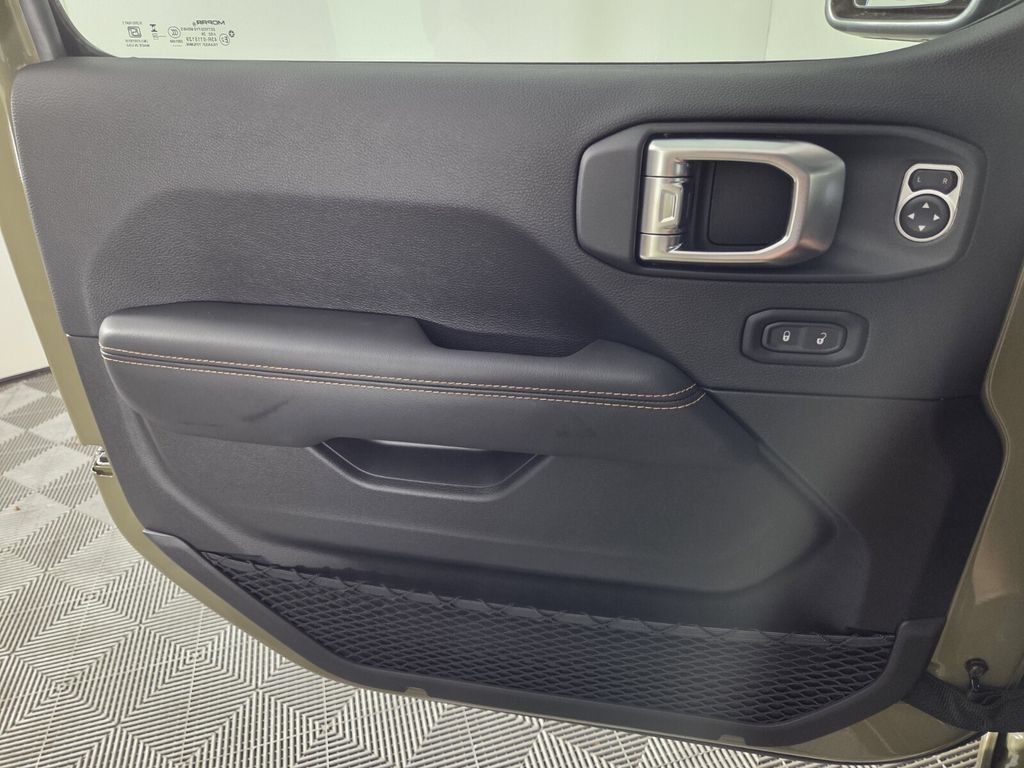 New 2026 Jeep Gladiator Sport AWD/4WD image 16