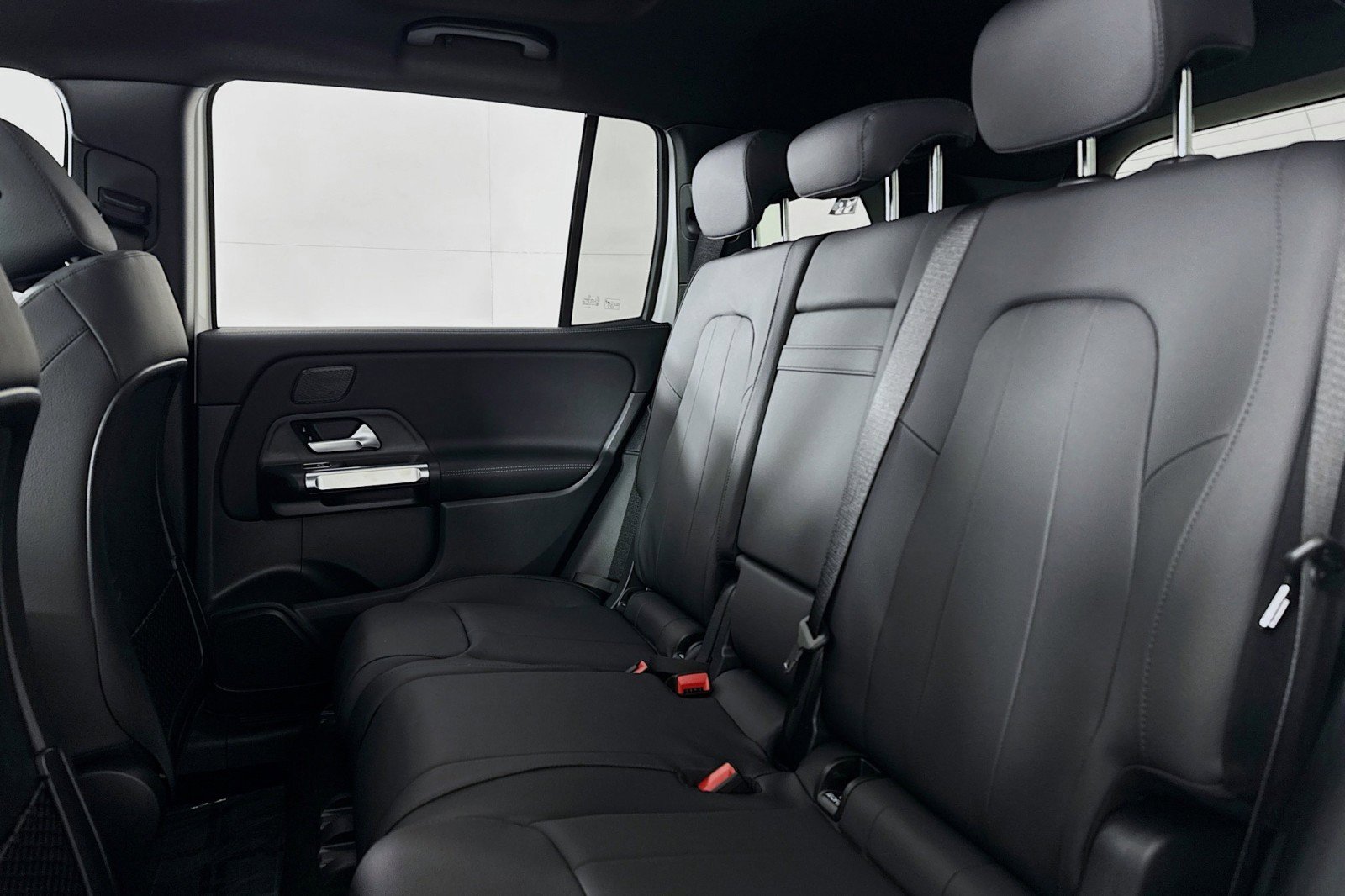 New 2026 Mercedes-Benz GLB 250 image 7