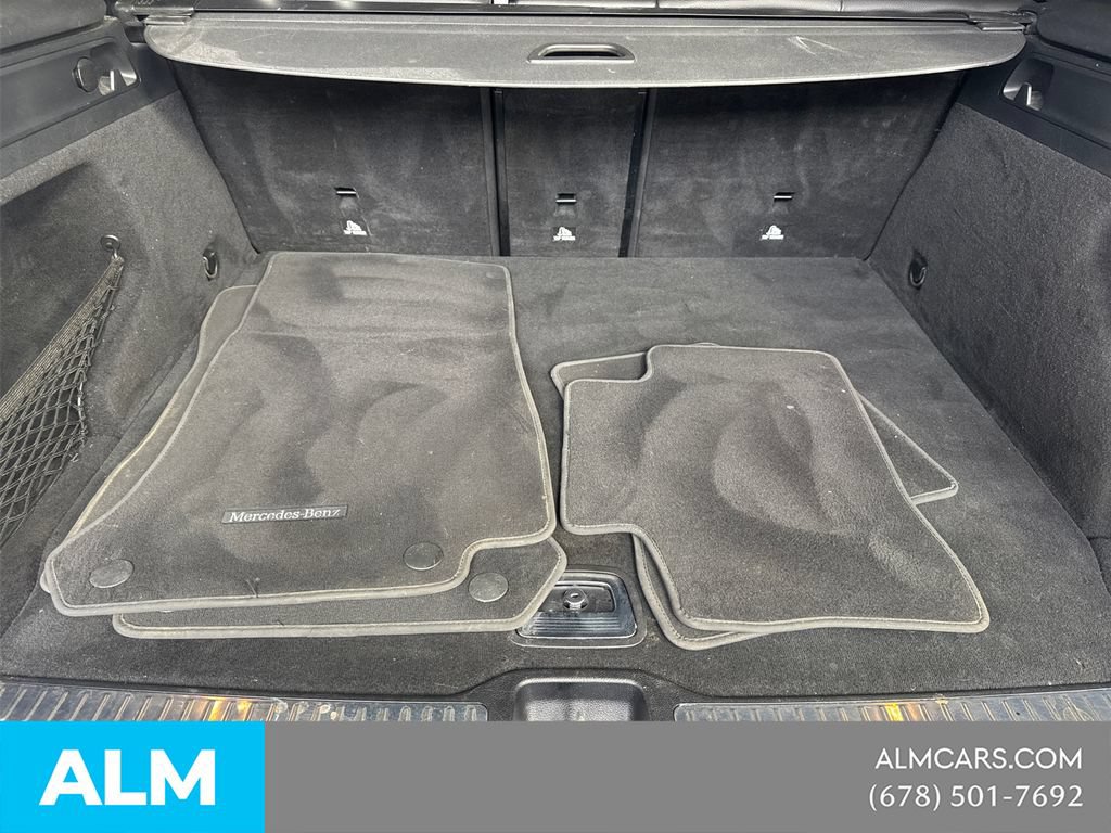 Used 2019 Mercedes-Benz GLC 300 4MATIC w/ Premium Package image 21