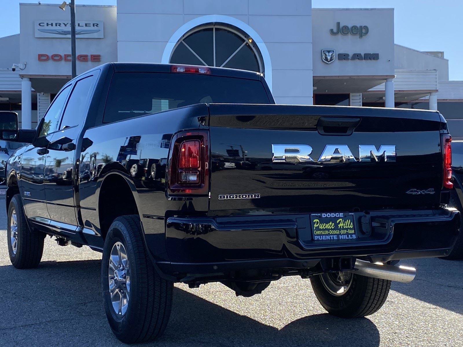 New 2026 RAM 2500 Big Horn AWD/4WD image 4