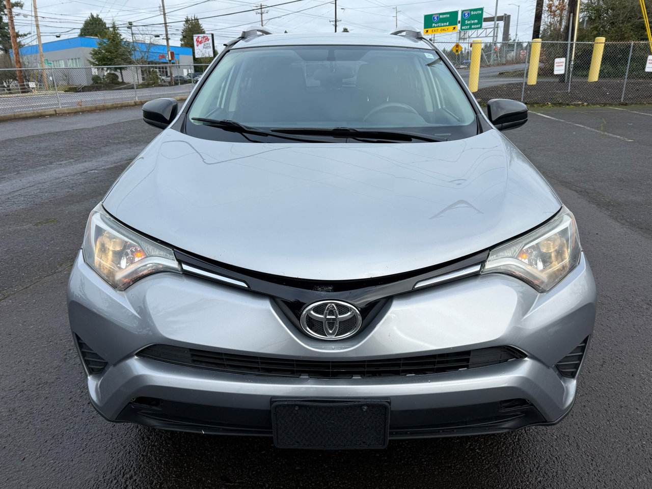 Used 2016 Toyota RAV4 LE image 8