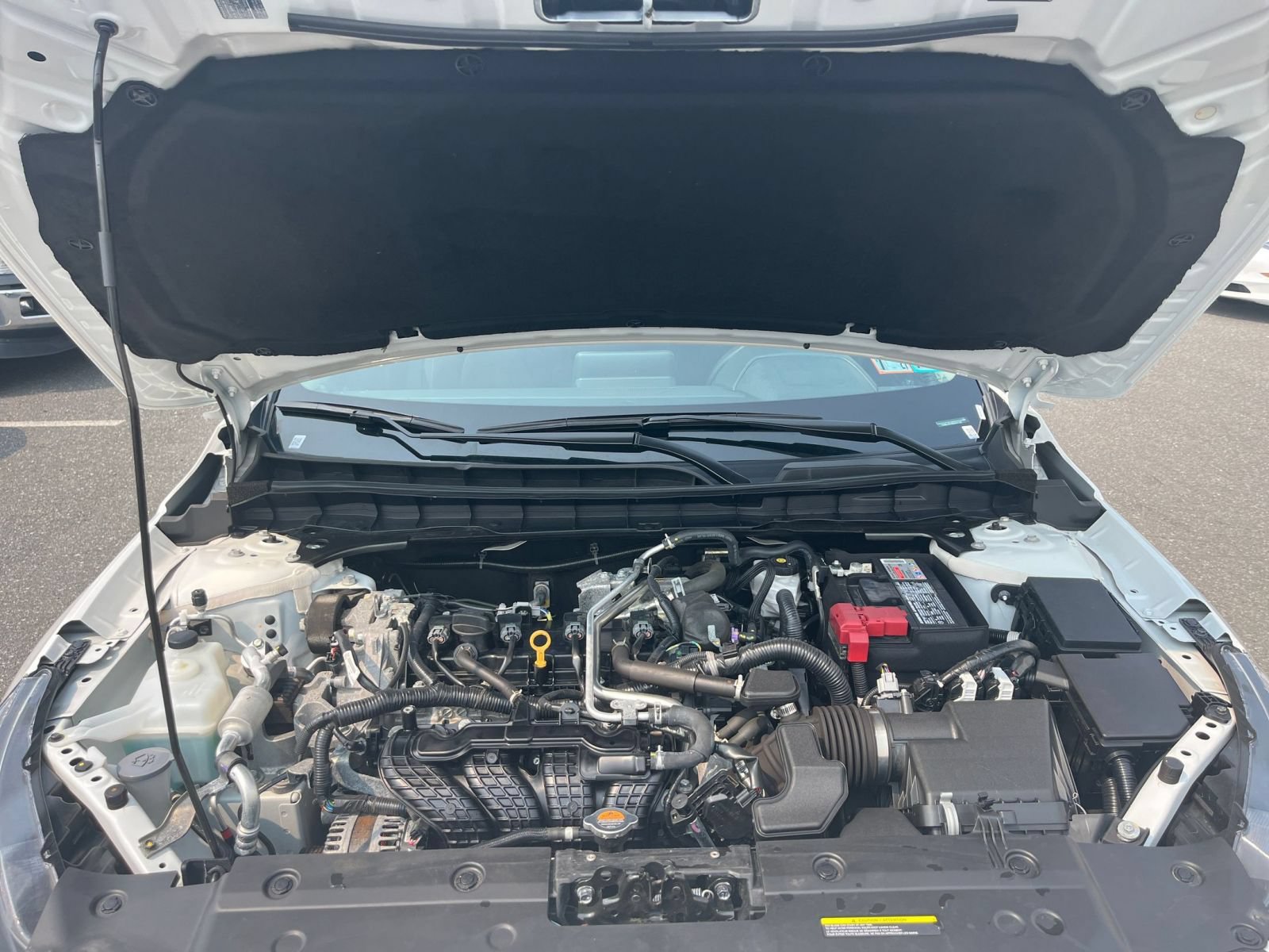 Used 2025 Nissan Altima 2.5 SV FWD image 32