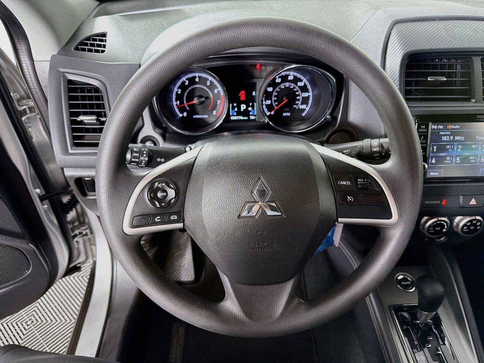 Used 2022 Mitsubishi Outlander Sport ES AWD/4WD image 3