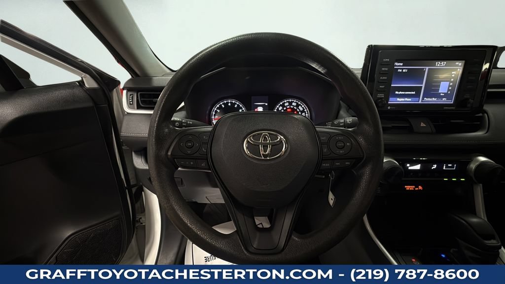 Used 2022 Toyota RAV4 LE AWD/4WD image 22