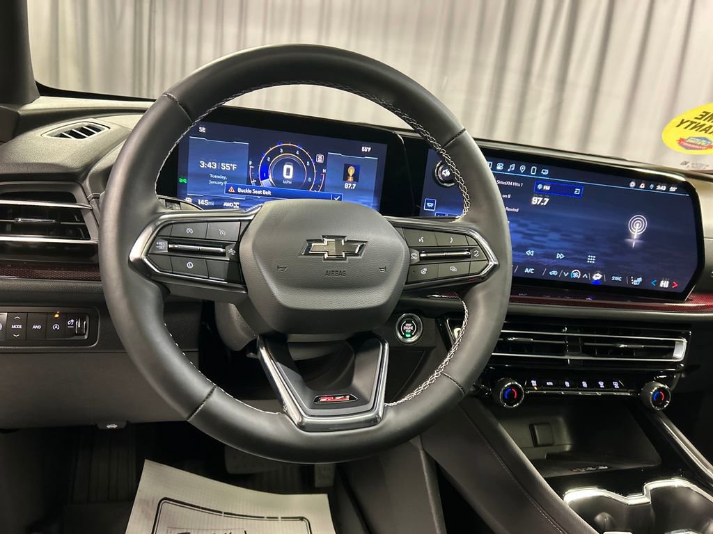 Used 2025 Chevrolet Traverse Z71 w/ Driver Confidence Package image 15