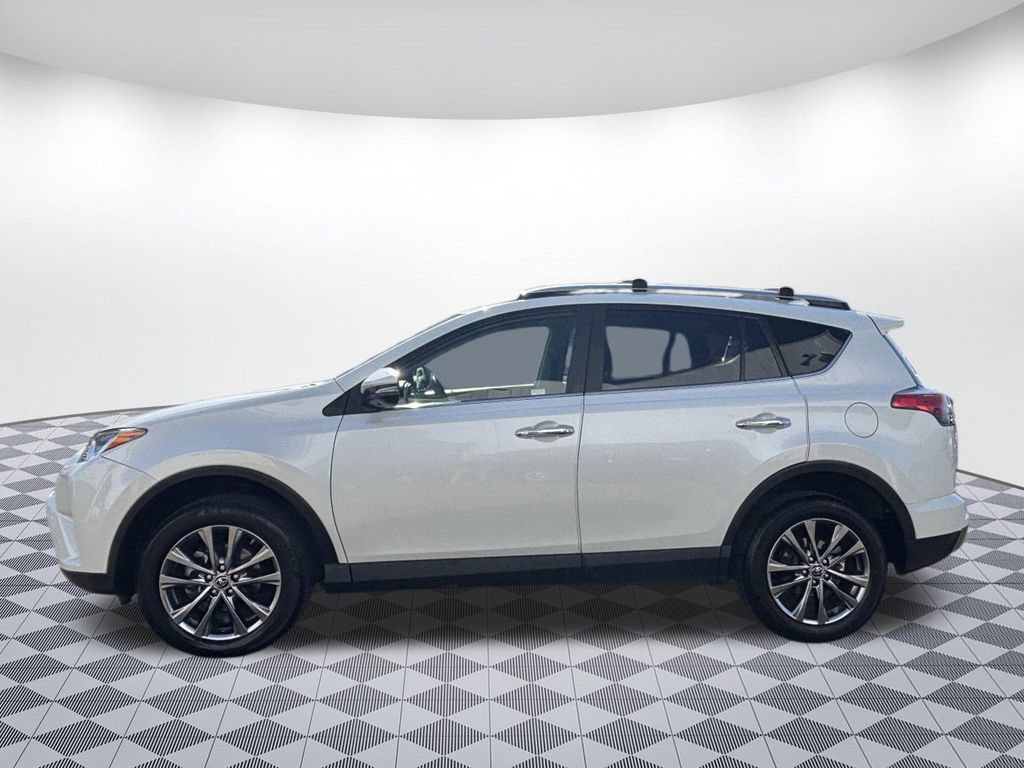 Used 2018 Toyota RAV4 Limited w/ Advanced Technology Package FWD image 4
