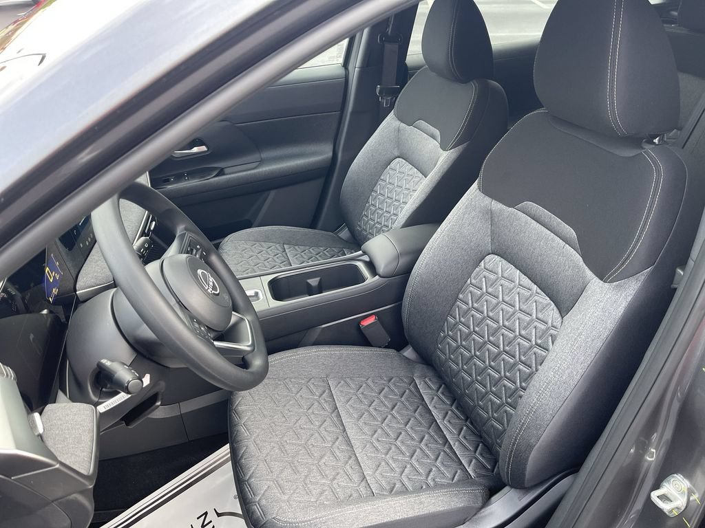 New 2026 Nissan Kicks SV FWD image 15