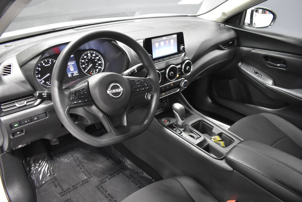 Certified 2025 Nissan Sentra S FWD image 4