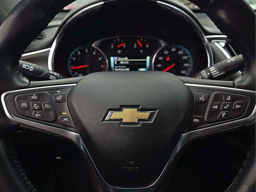 Used 2018 Chevrolet Malibu Premier w/ Premier Sun and Wheel Package image 20