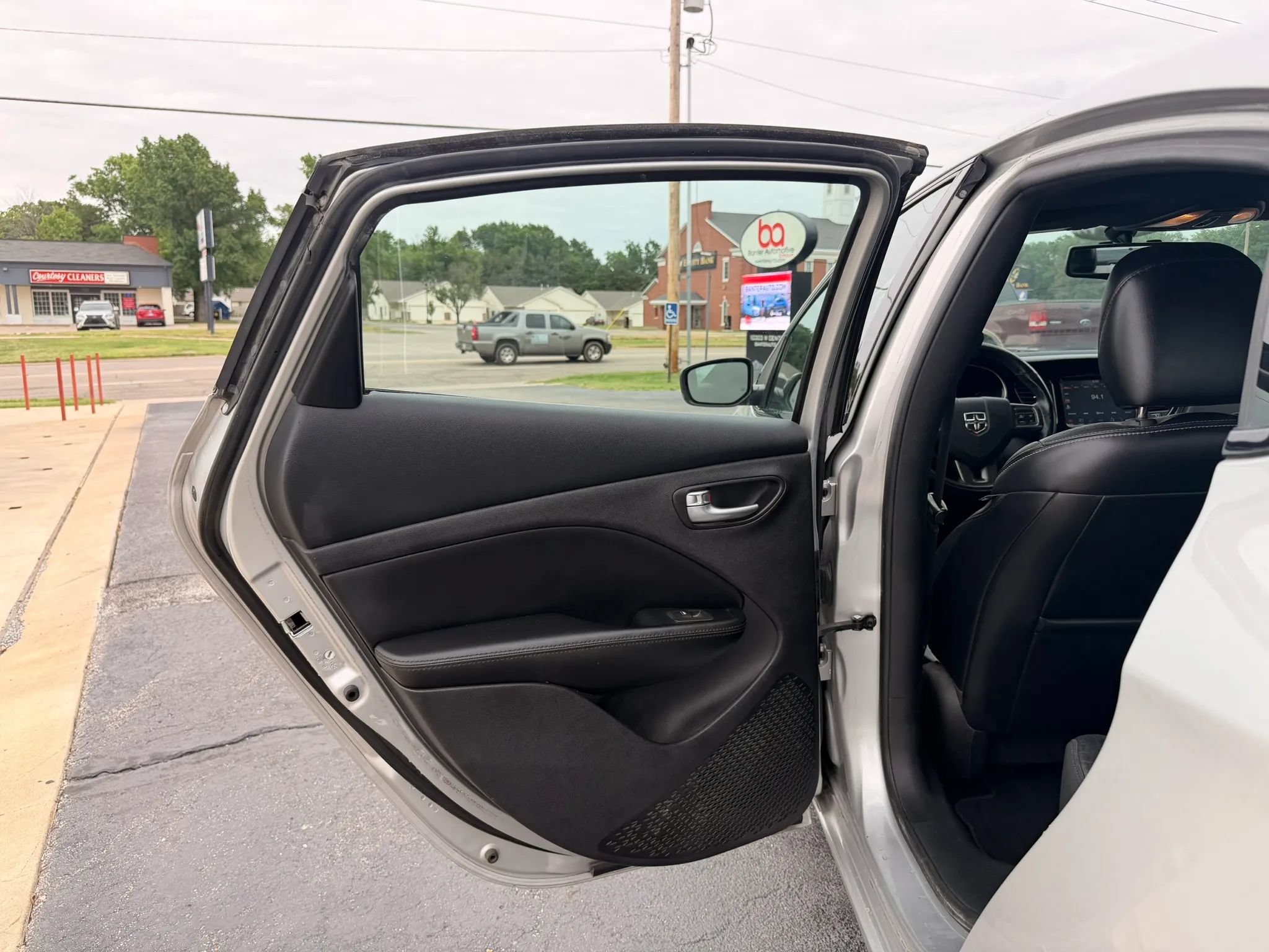 Used 2013 Dodge Dart Limited w/ Premium Group FWD image 21