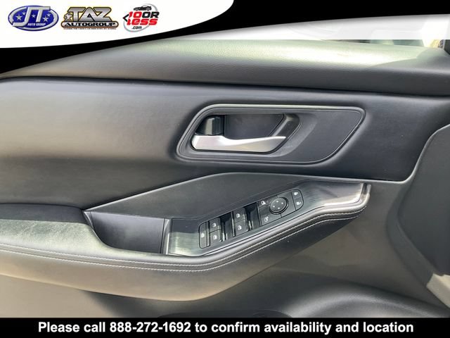 Used 2025 Nissan Rogue SV FWD image 11