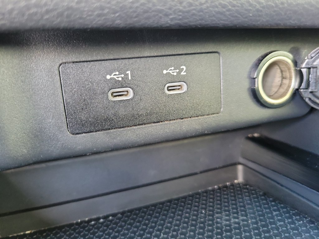 Used 2025 Nissan Rogue SV AWD/4WD image 33