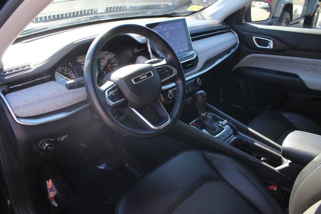 Used 2022 Jeep Compass Latitude w/ Convenience Group image 3