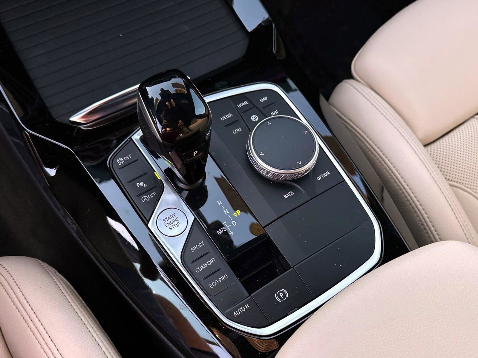 Used 2024 BMW X3 sDrive30i w/ Convenience Package image 25