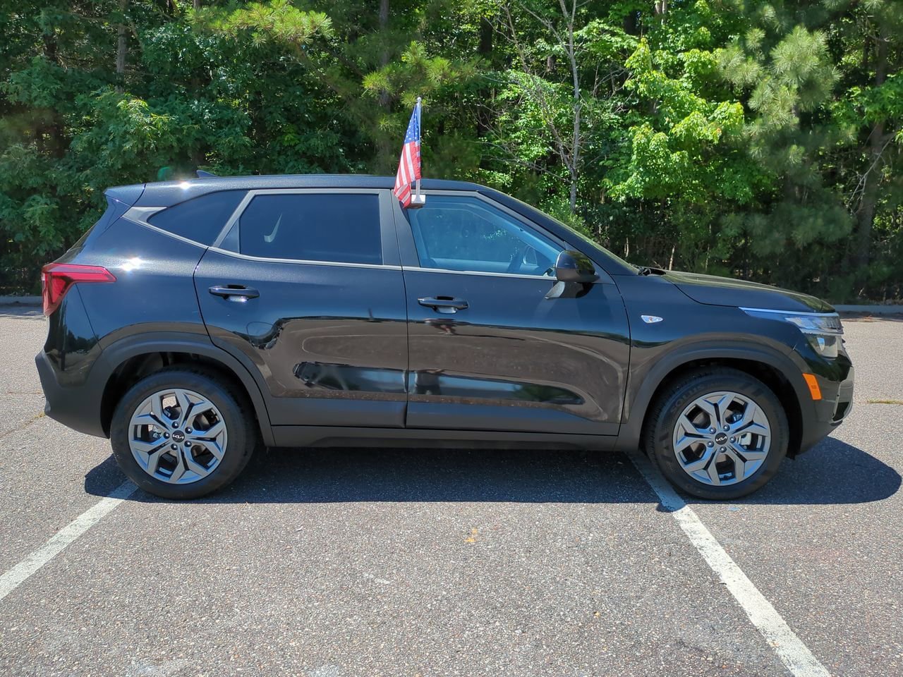 Used 2026 Kia Seltos LX FWD image 3