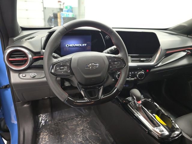 Certified 2024 Chevrolet Trax RS w/ Driver Confidence Package image 11