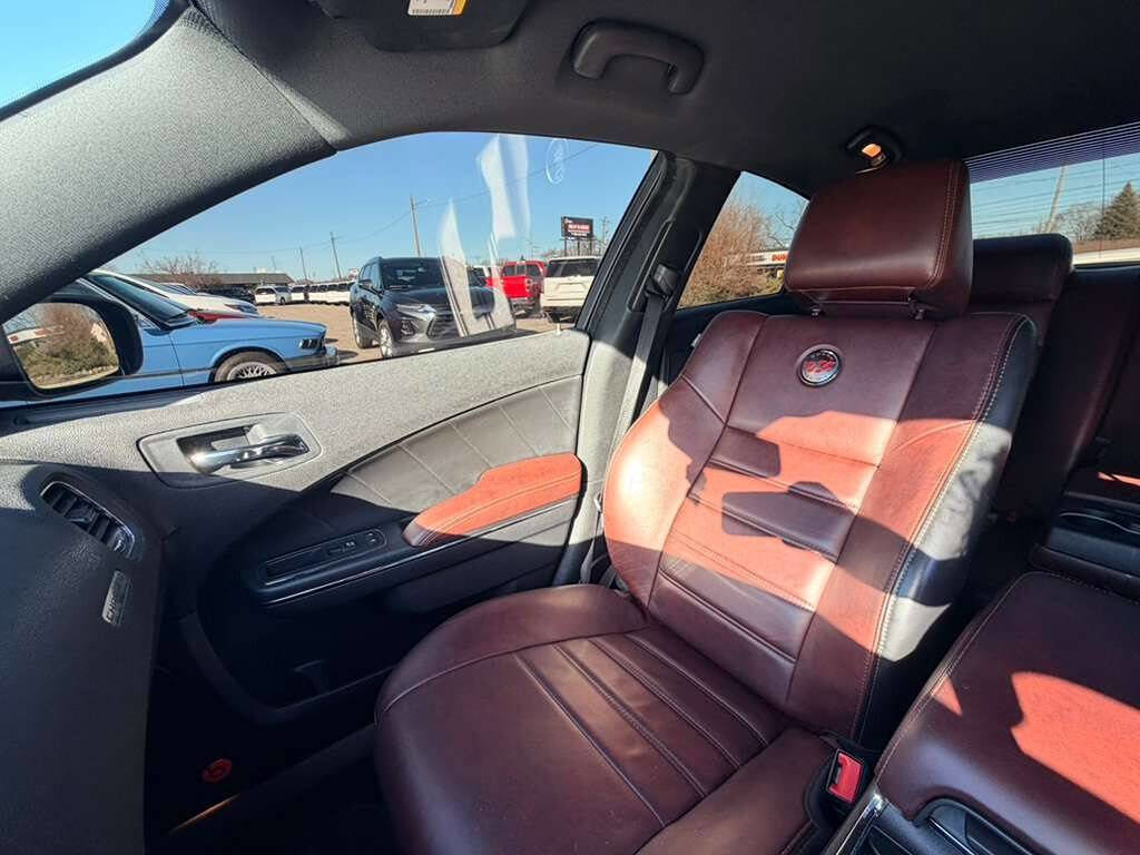 Used 2014 Dodge Charger R/T RWD image 12