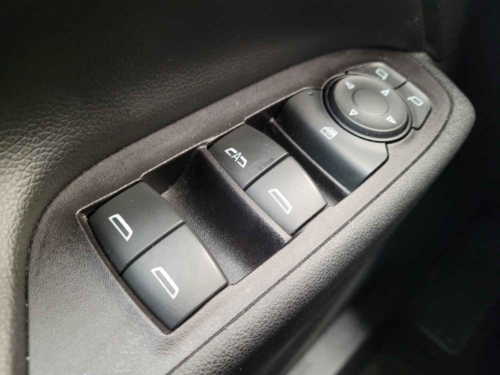 Used 2019 Chevrolet Equinox LT w/ Driver Convenience Package FWD image 27
