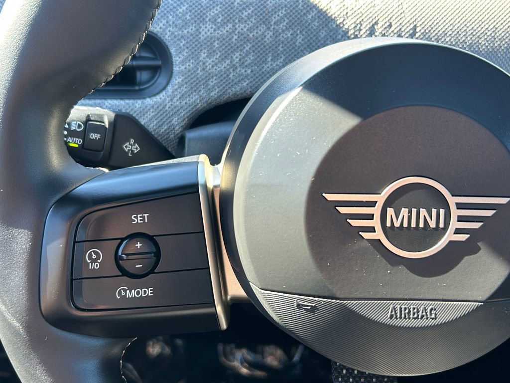 Used 2025 MINI Cooper S image 19