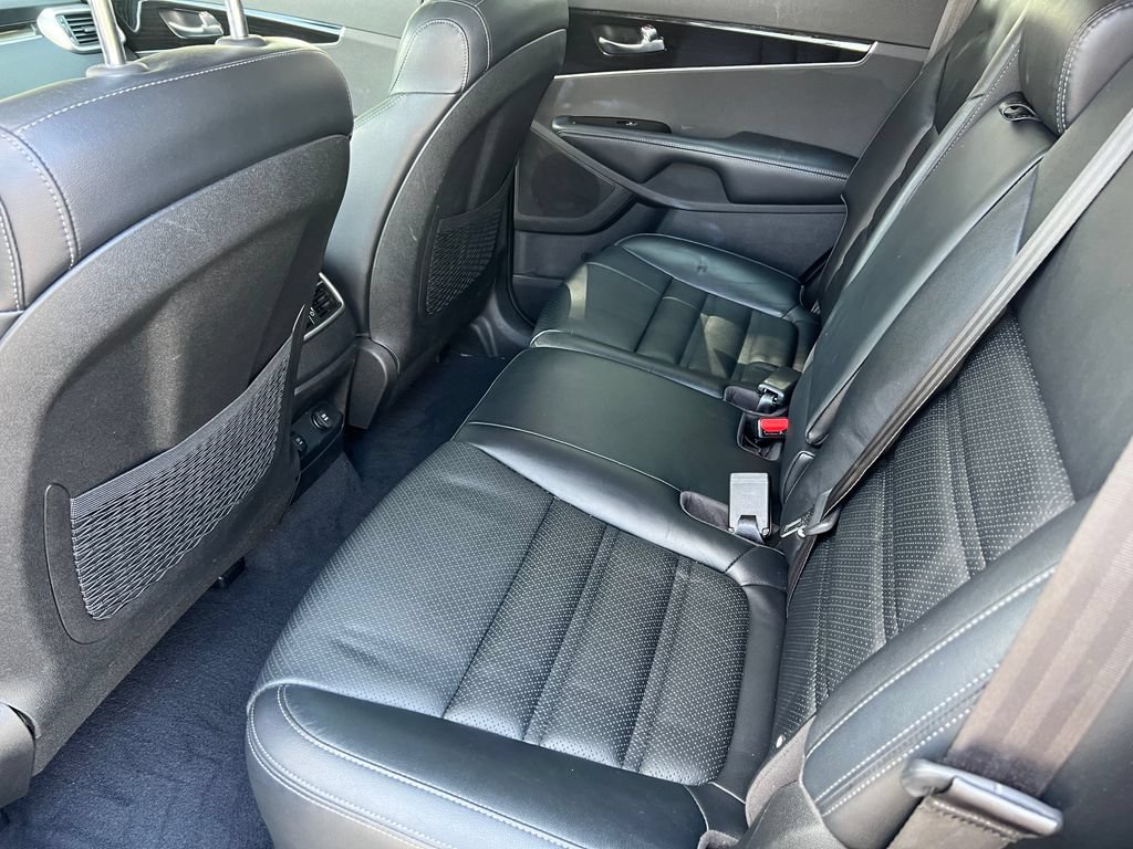 Used 2019 Kia Sorento EX AWD/4WD image 13