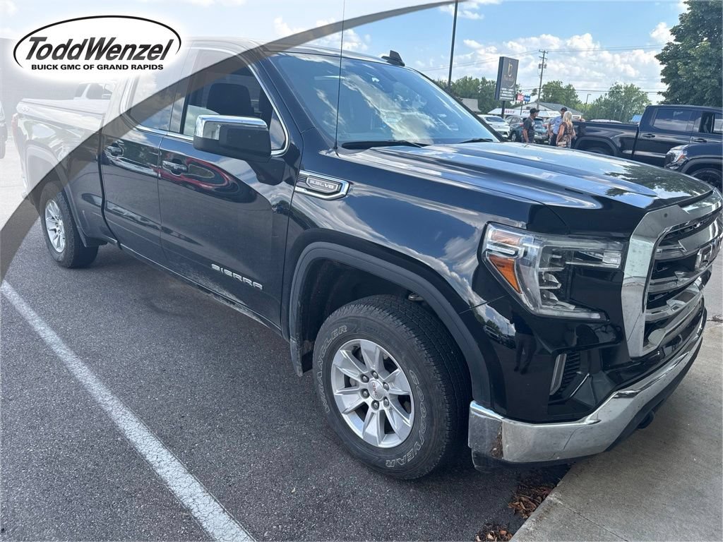 Used 2019 GMC Sierra 1500 SLE w/ SLE Convenience Package AWD/4WD image 1