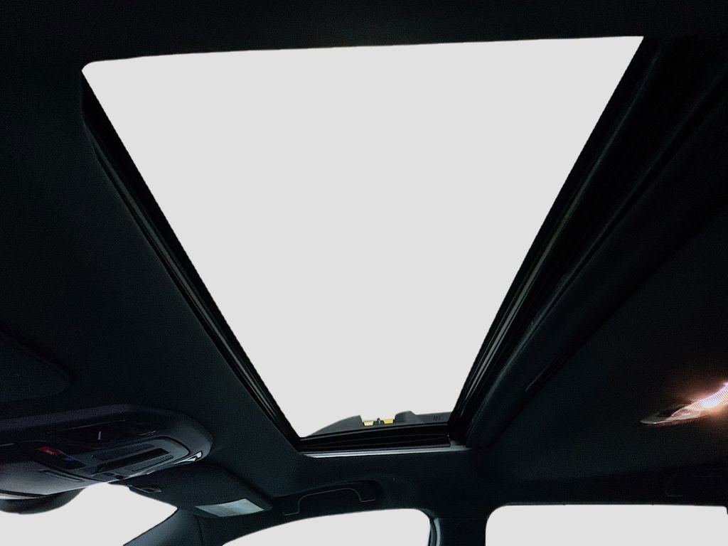 Used 2022 Subaru Outback Wilderness image 11