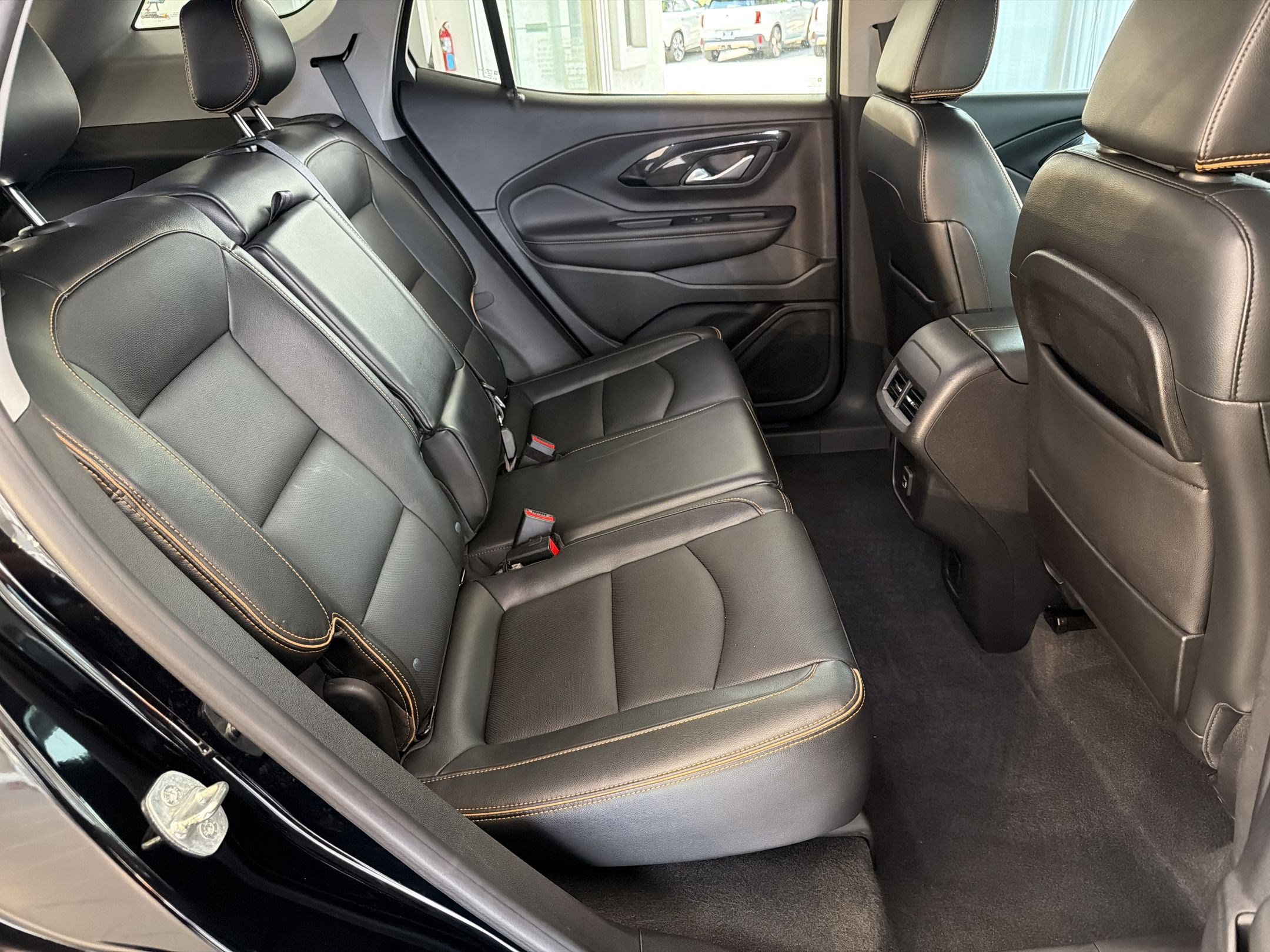 Used 2022 GMC Terrain AT4 w/ Tech Package AWD/4WD image 28
