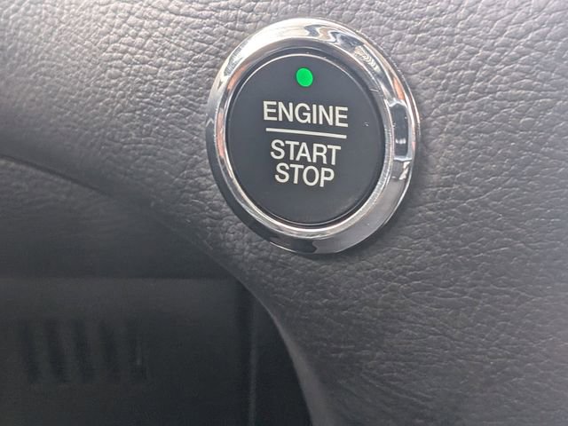 Used 2024 Ford Edge SEL AWD/4WD image 30