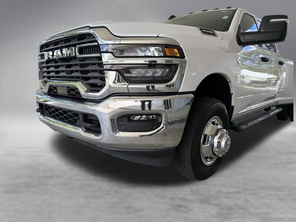Used 2025 RAM 3500 Tradesman AWD/4WD image 14