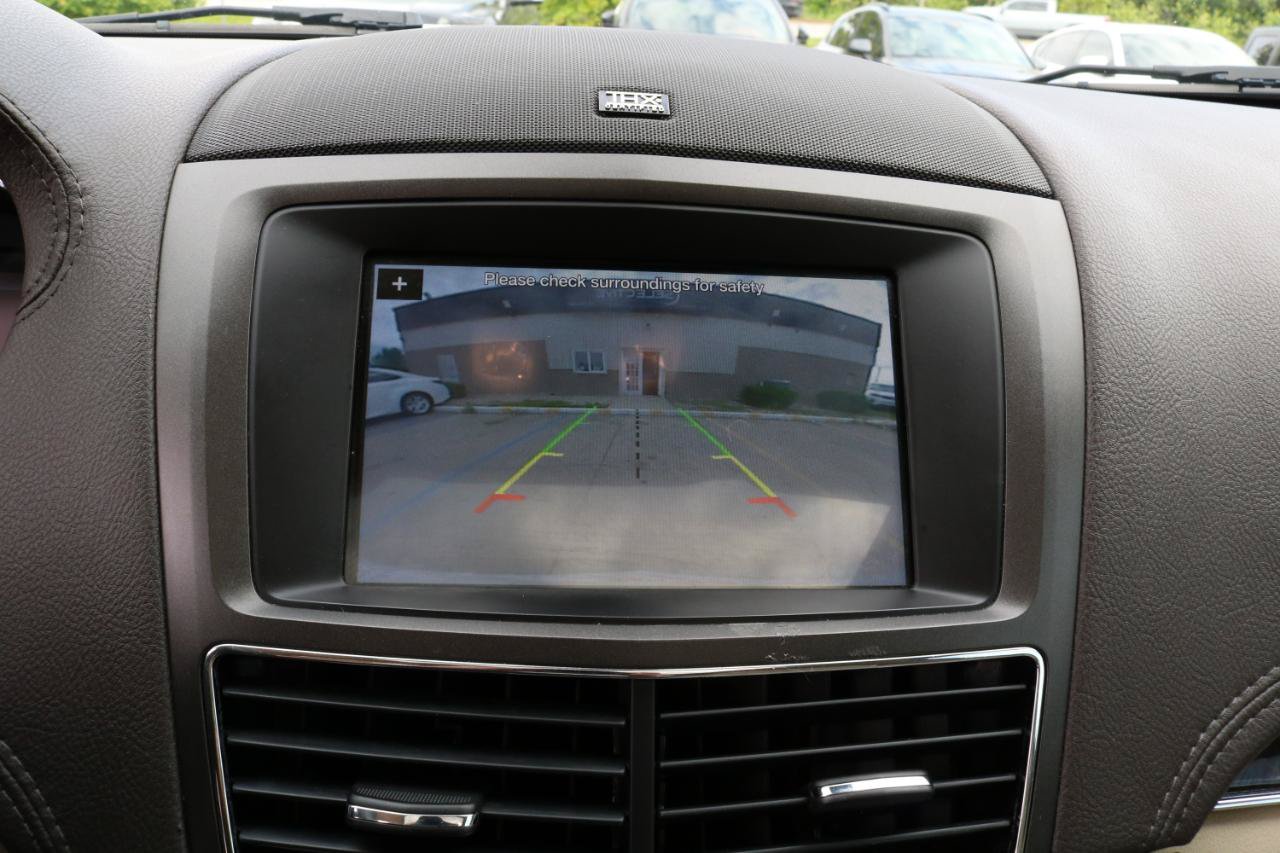 Used 2019 Lincoln MKT AWD image 29