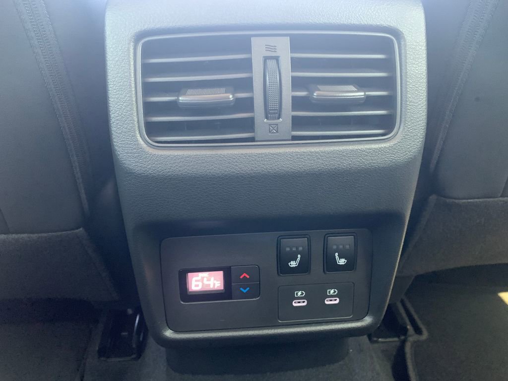 New 2026 Nissan Rogue Platinum image 15