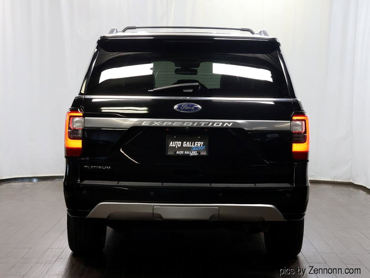 Used 2018 Ford Expedition Platinum image 6