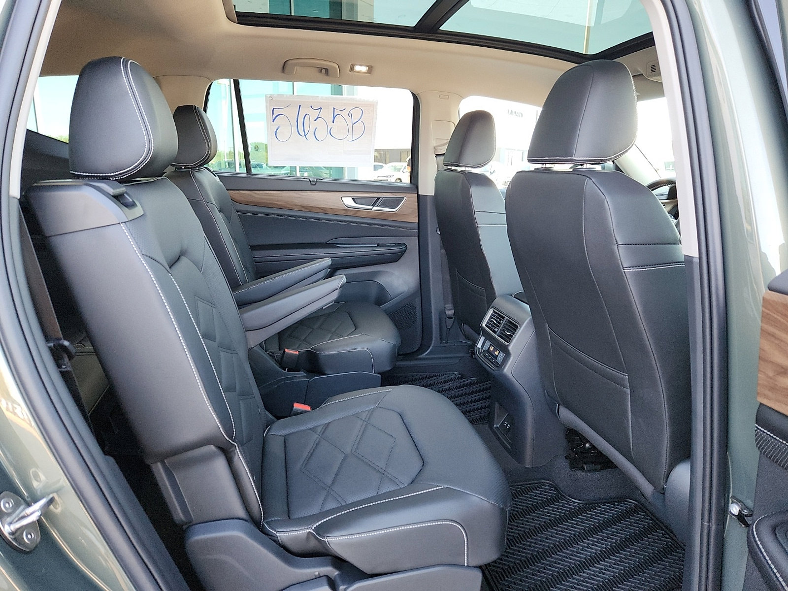 New 2026 Volkswagen Atlas SE image 14