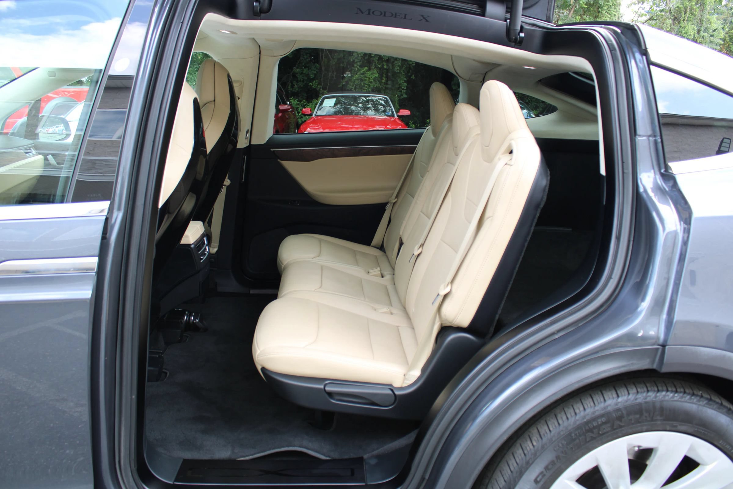 Used 2017 Tesla Model X 75D AWD/4WD image 40