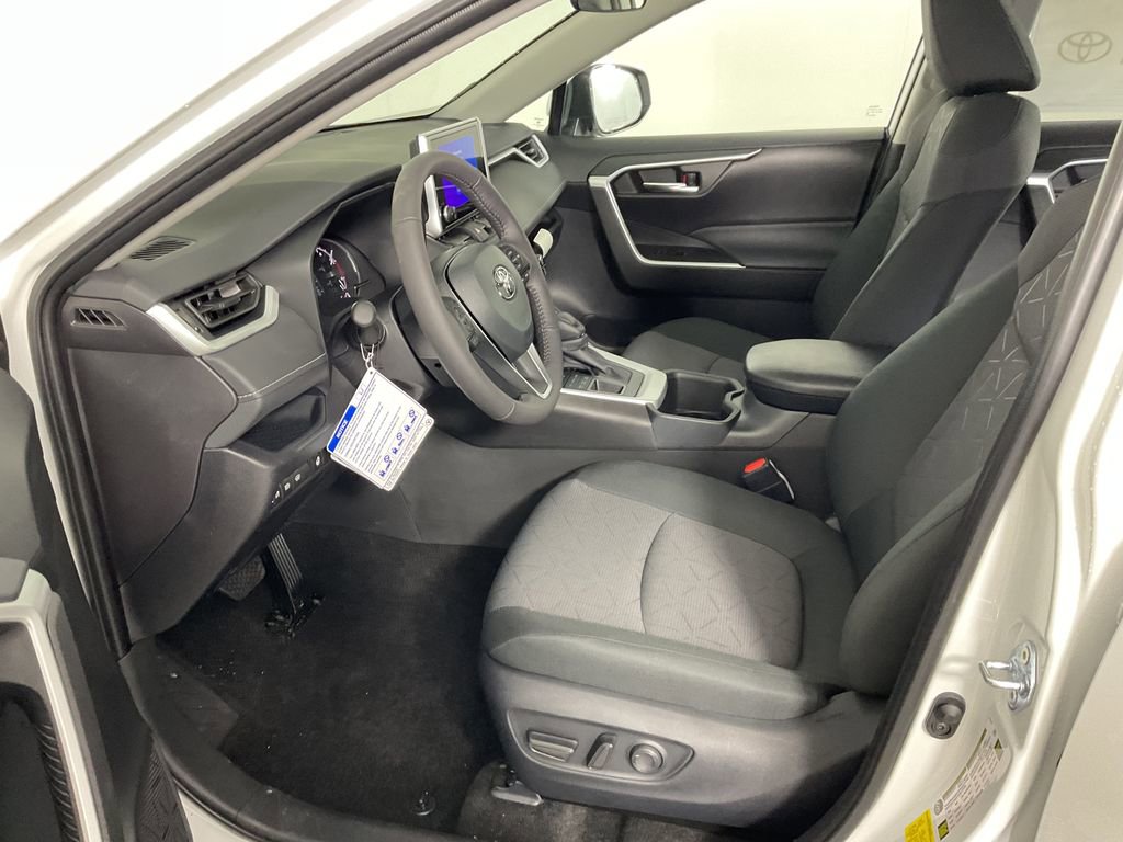 New 2025 Toyota RAV4 XLE image 16