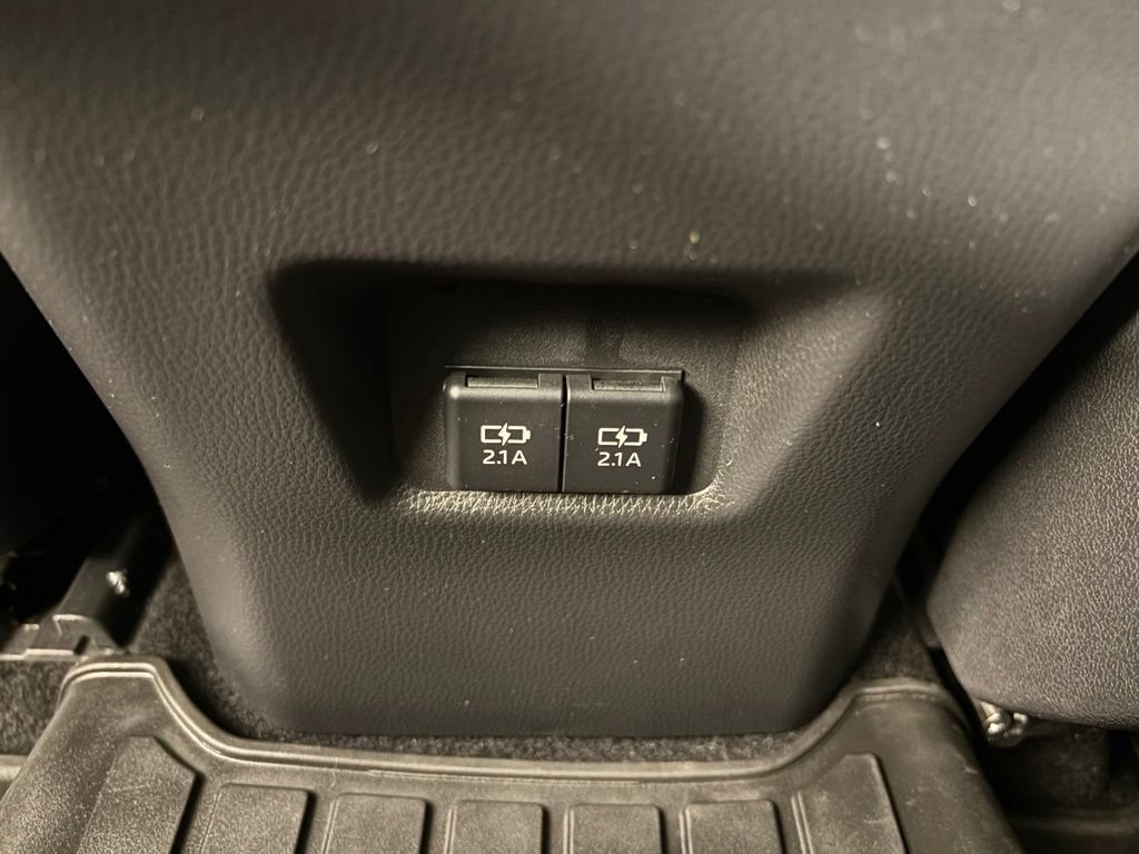 Used 2021 Toyota RAV4 TRD Off-Road w/ TRD Off-Road Weather Package AWD/4WD image 41