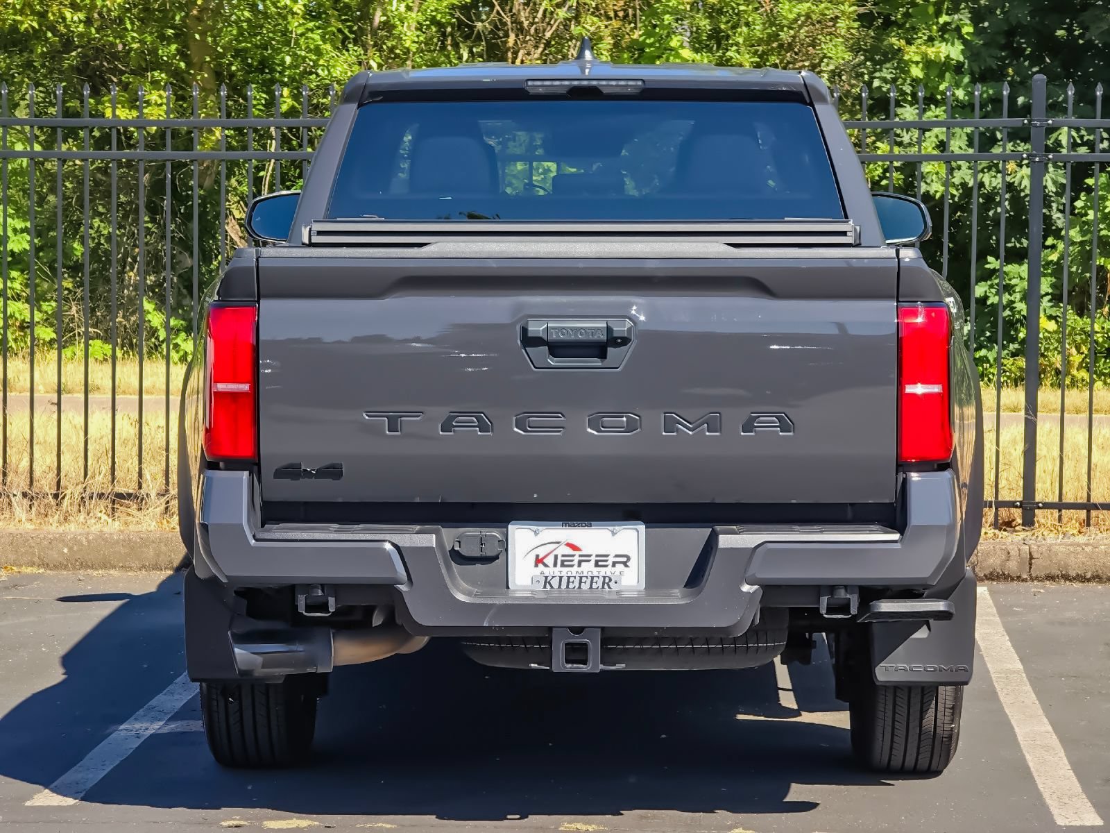 Used 2025 Toyota Tacoma TRD Off-Road AWD/4WD image 4