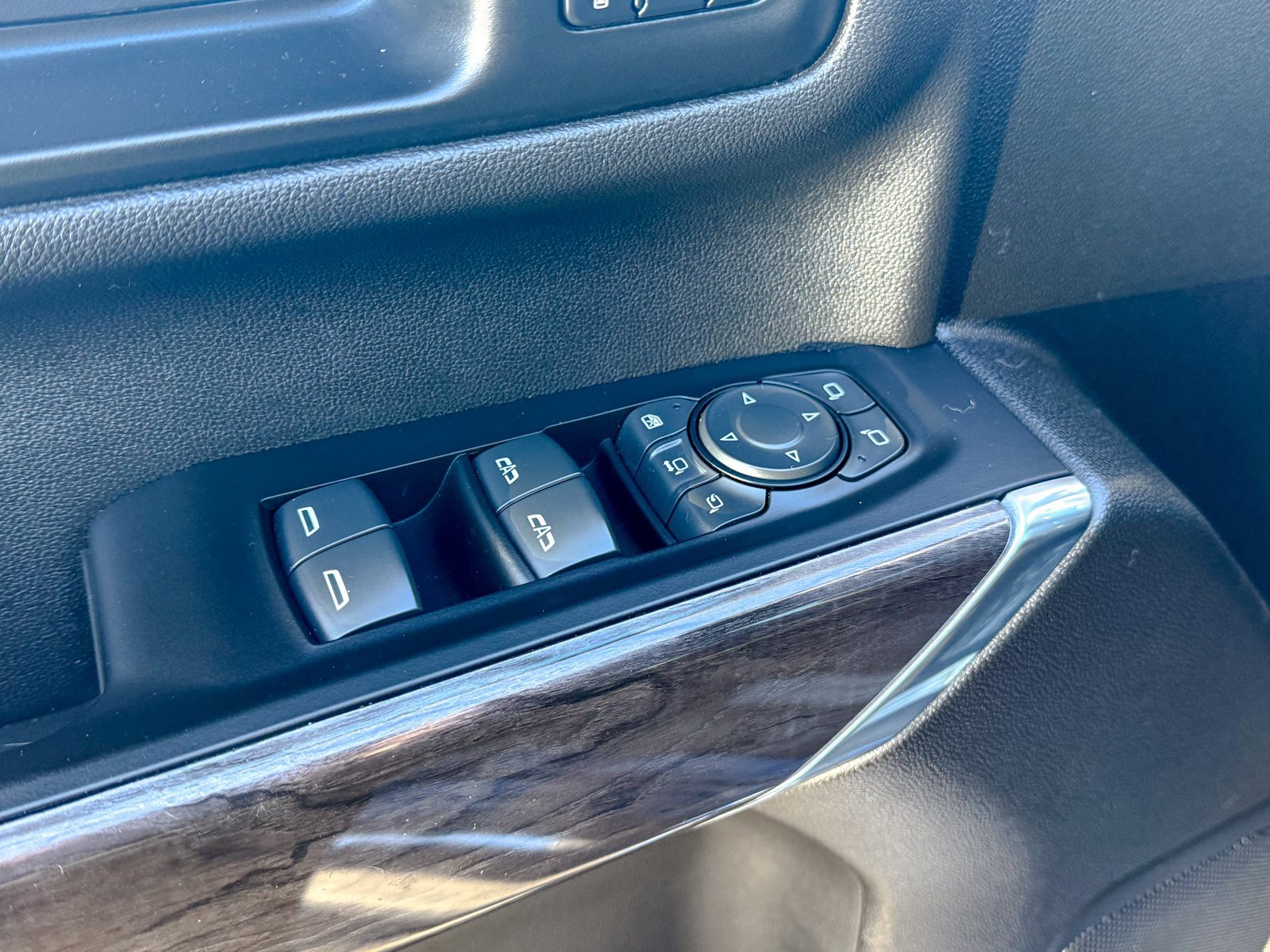 Certified 2022 Chevrolet Silverado 2500 LTZ image 18