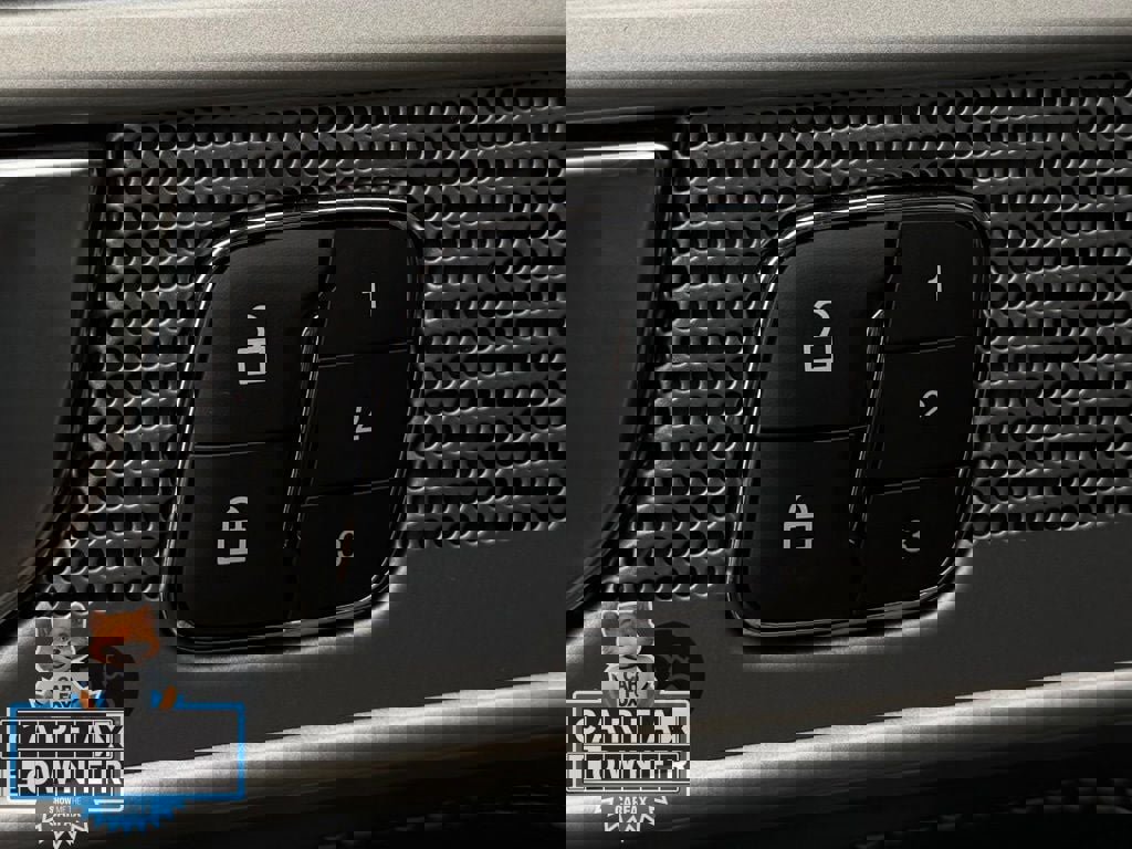 Used 2023 Ford Explorer ST w/ Equipment Group 401A AWD/4WD image 28