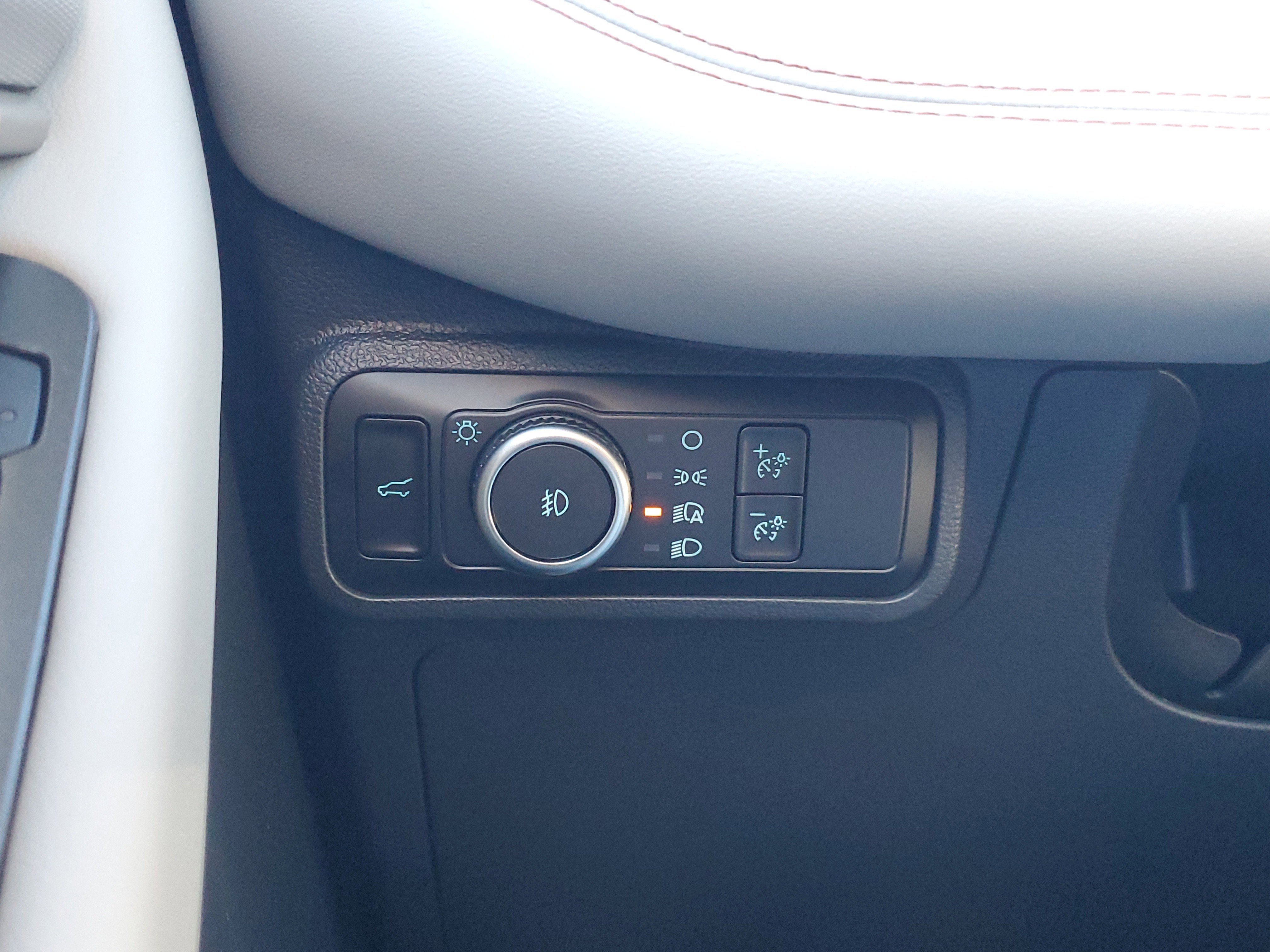 New 2026 Ford Explorer Active image 24