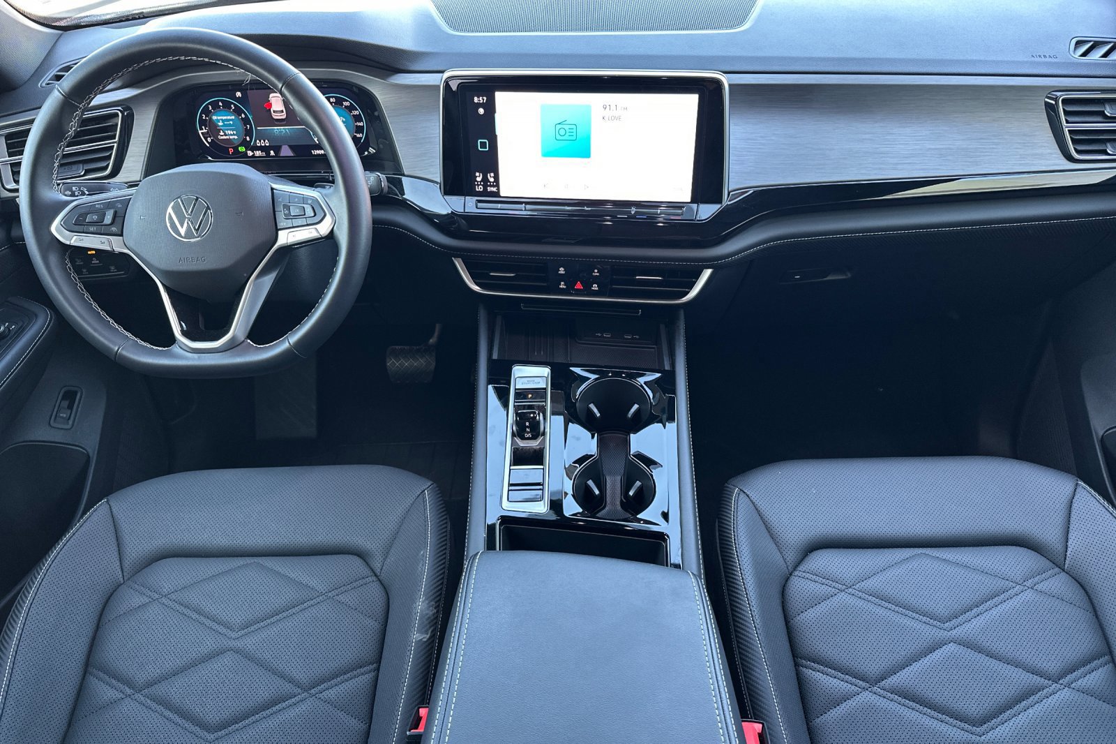 Used 2025 Volkswagen Atlas Cross Sport SE image 13