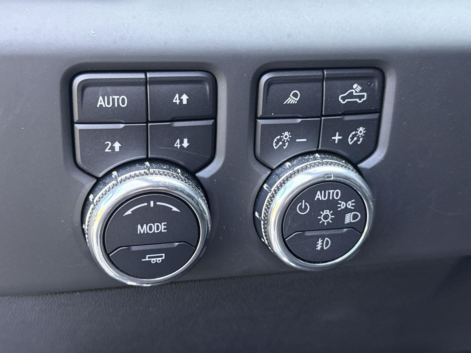 Used 2025 GMC Sierra 1500 Denali AWD/4WD image 27
