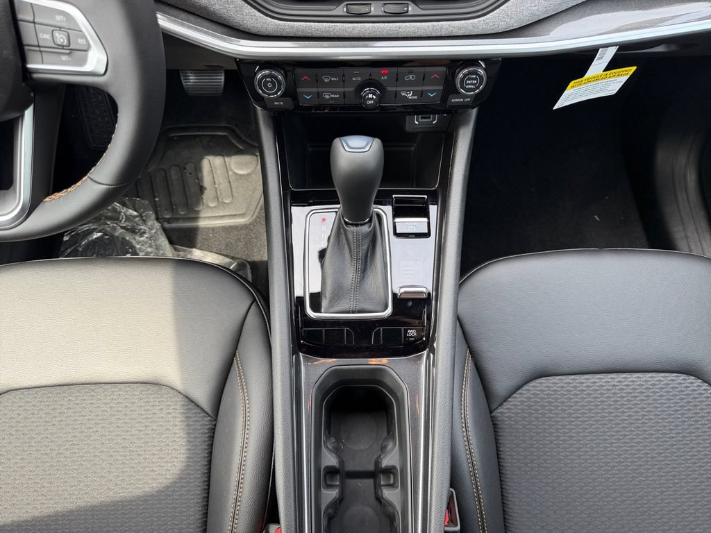 New 2026 Jeep Compass Latitude AWD/4WD image 11