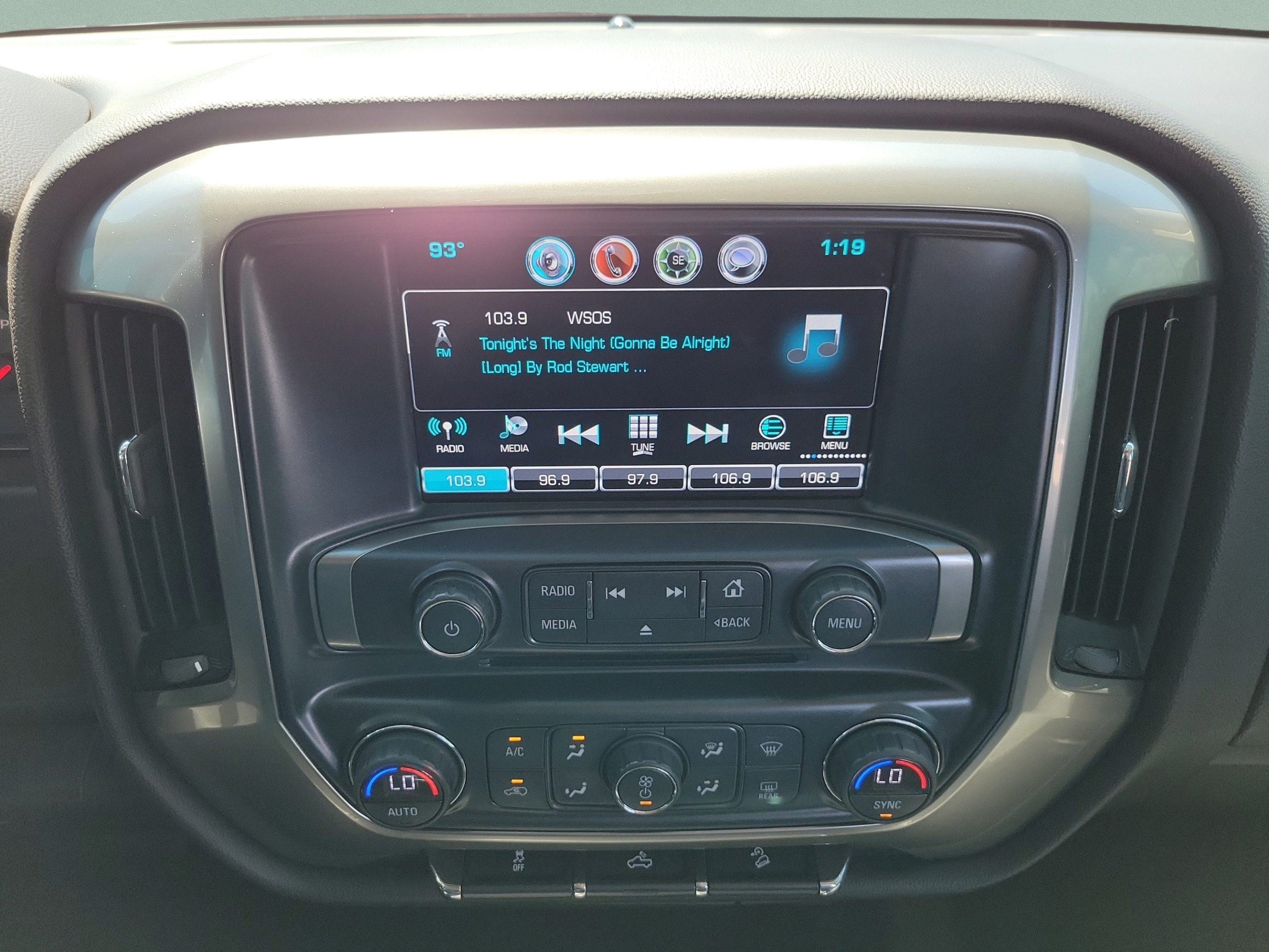 Used 2017 Chevrolet Silverado 1500 LT w/ All Star Edition AWD/4WD image 13