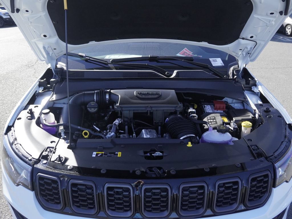 New 2026 Jeep Compass Latitude AWD/4WD image 31