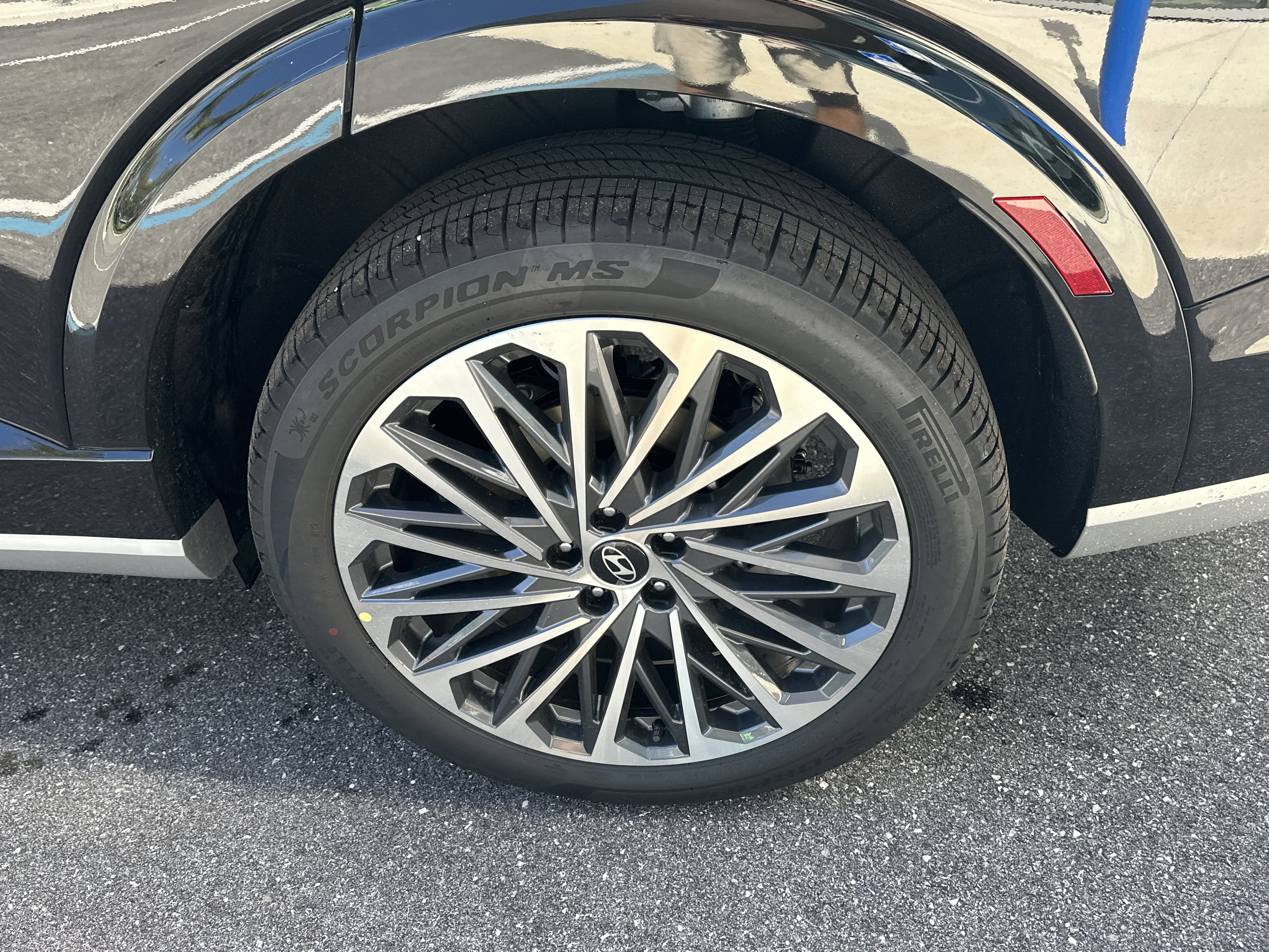 New 2026 Hyundai Palisade Calligraphy FWD image 10