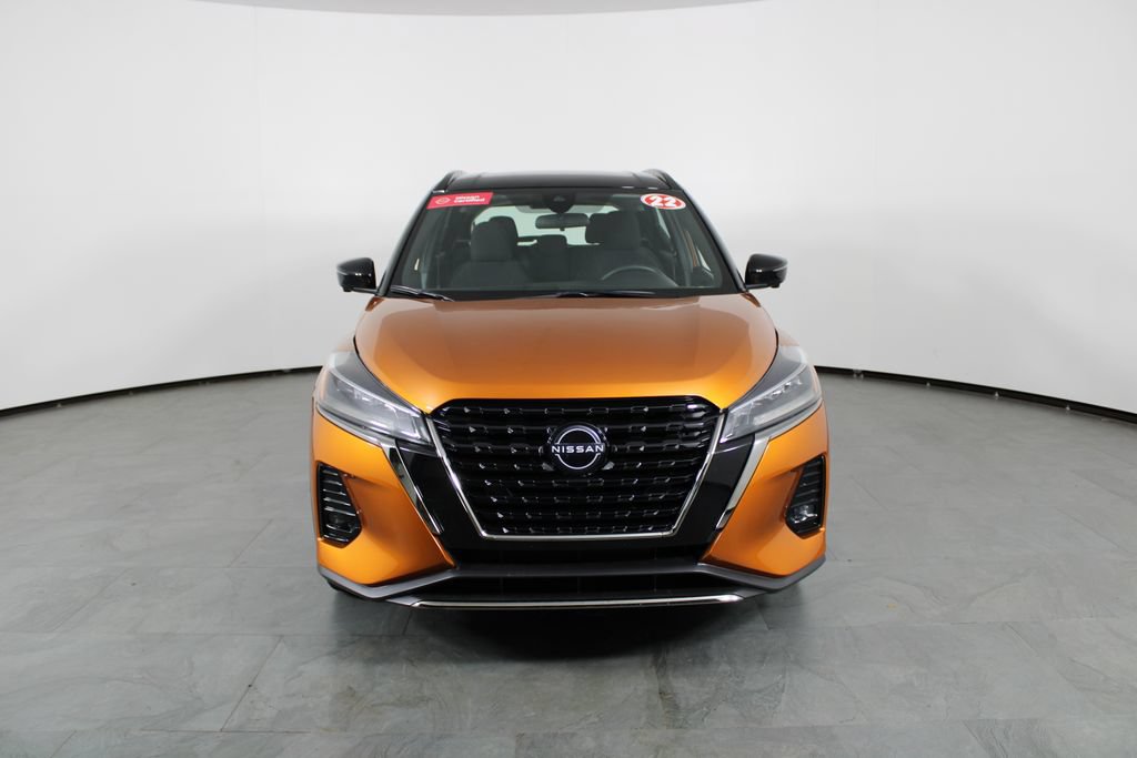 Certified 2022 Nissan Kicks SR FWD image 13