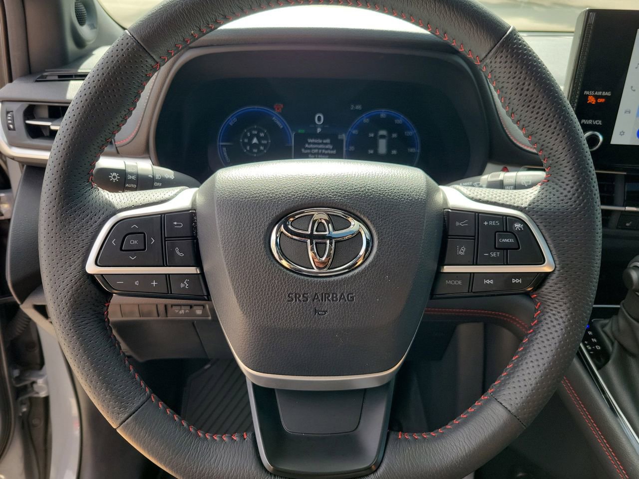 Used 2025 Toyota Sienna XSE w/ XSE Plus Package image 20